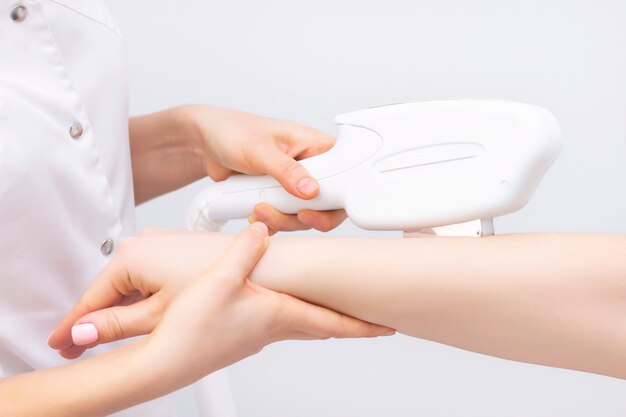 Bras complet + mains